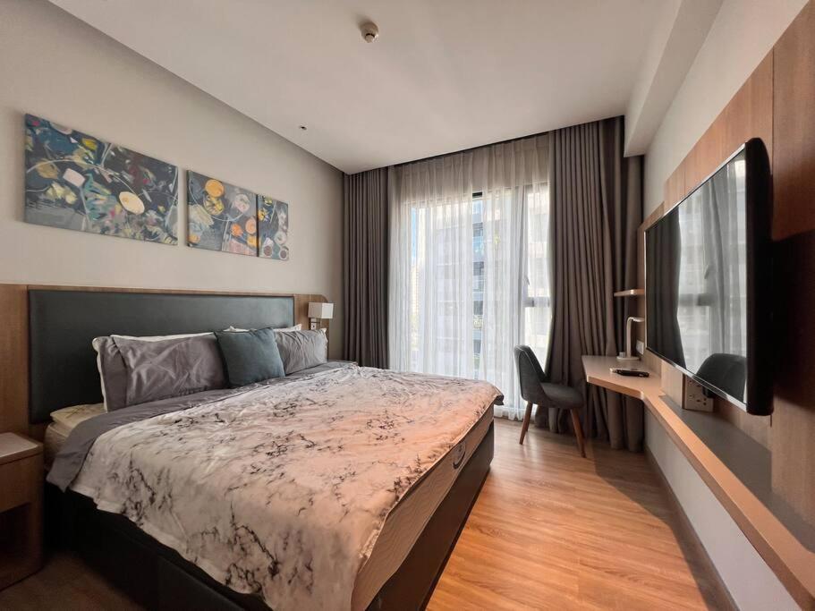 Luxury In Zenity District 1