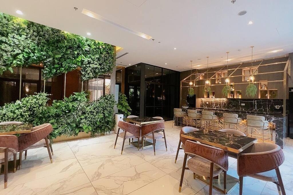 Luxury In Zenity District 1 Căn hộ *