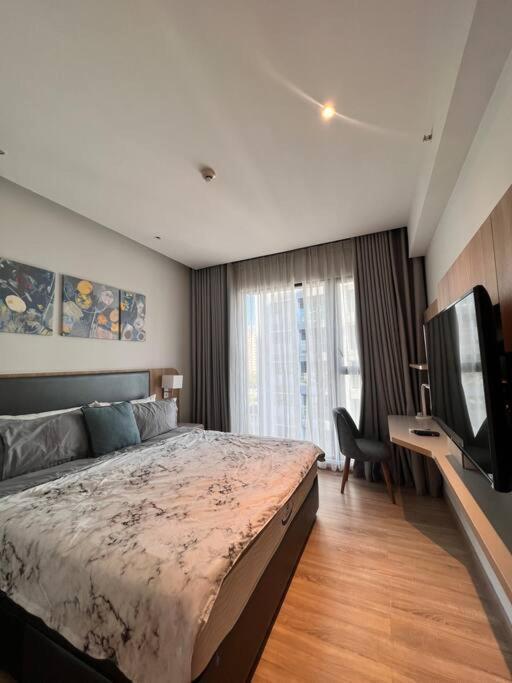 Luxury In Zenity District 1 * TP. Hồ Chí Minh