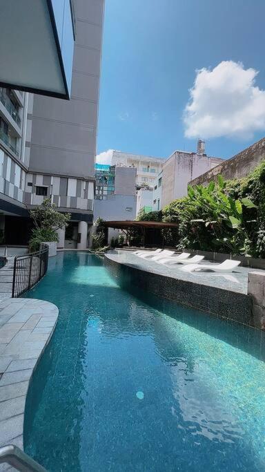 Luxury In Zenity District 1 * TP. Hồ Chí Minh