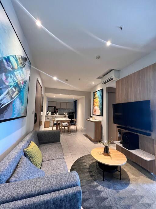 Luxury In Zenity District 1 *