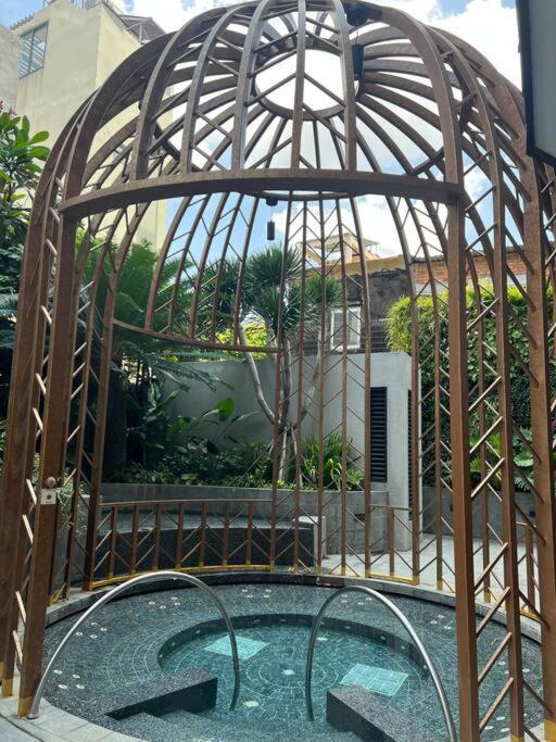 Luxury In Zenity District 1