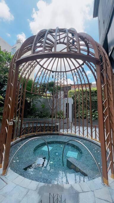 Căn hộ Luxury In Zenity District 1